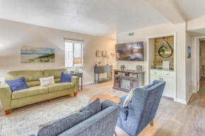 Calabash Condo Close to Coast and Fishing